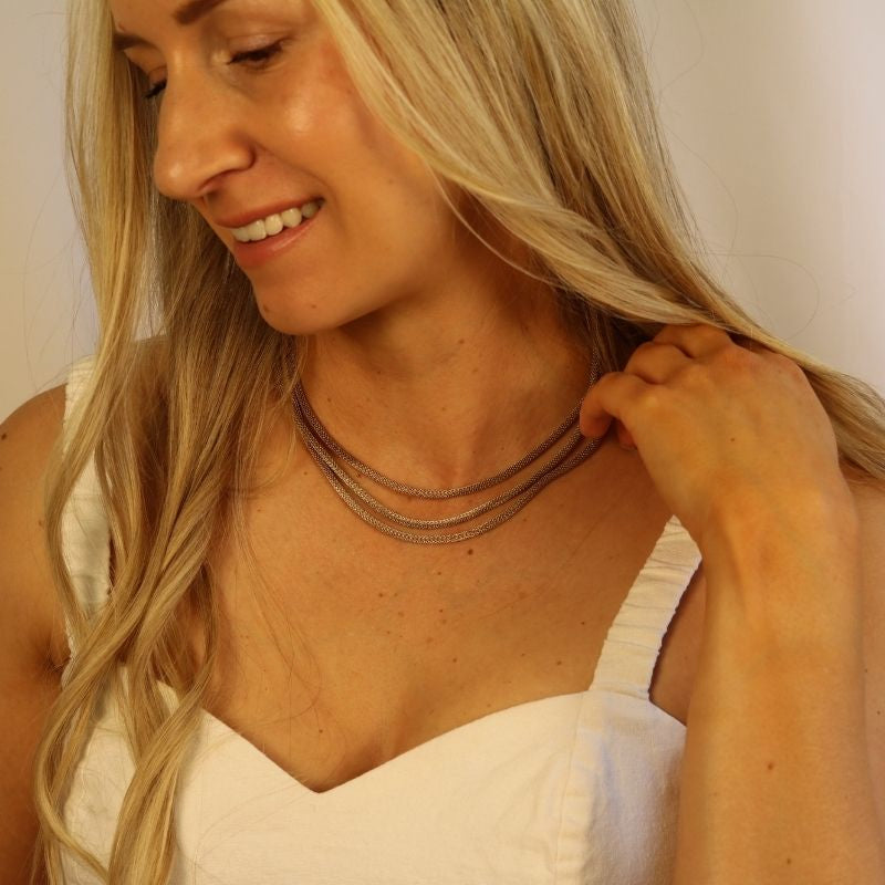 Sidewinder Mesh Chain Necklace